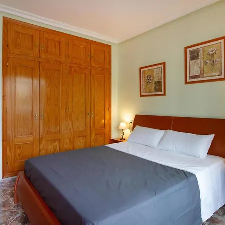 2 Bedroom In *